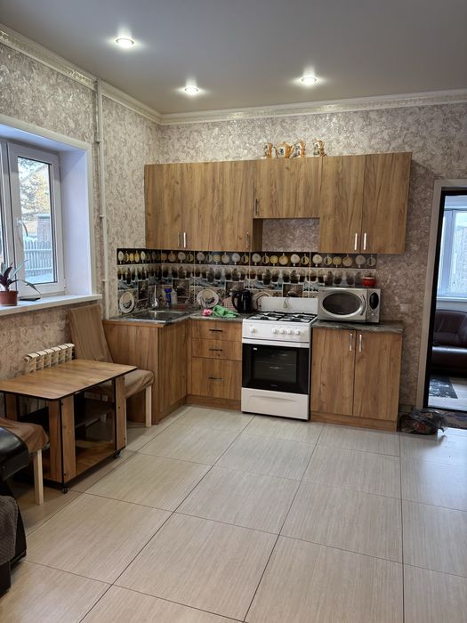 Сдам домик в боровом