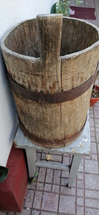 vand  banita  masura  pentru  cereale  anii 60  pret 150  lei