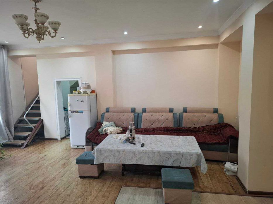 Продаю дом. 7соток. Мевазор. Келес йули.