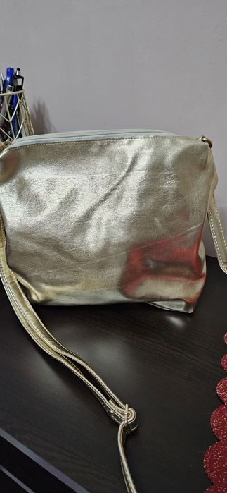 Дамски чанти различни модели