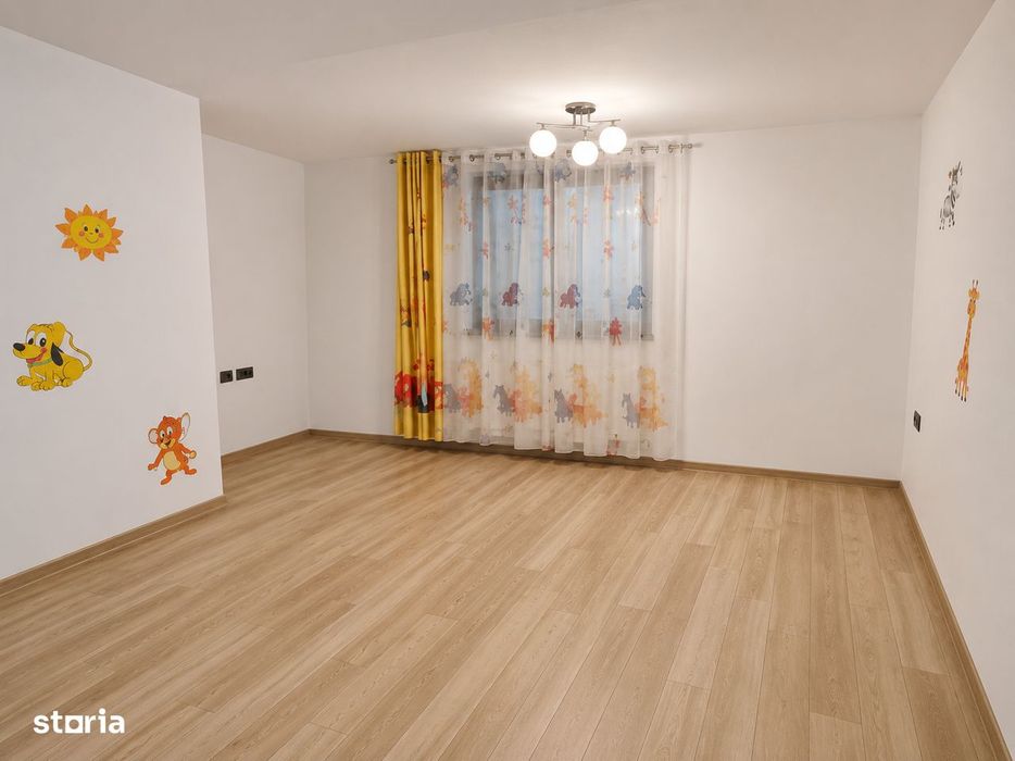 Apartament 3 camere, decomandat, spatios, boxa, Tractorul - Isaran!