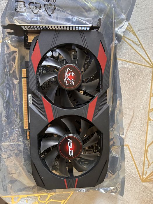 Видео карта GTX1050