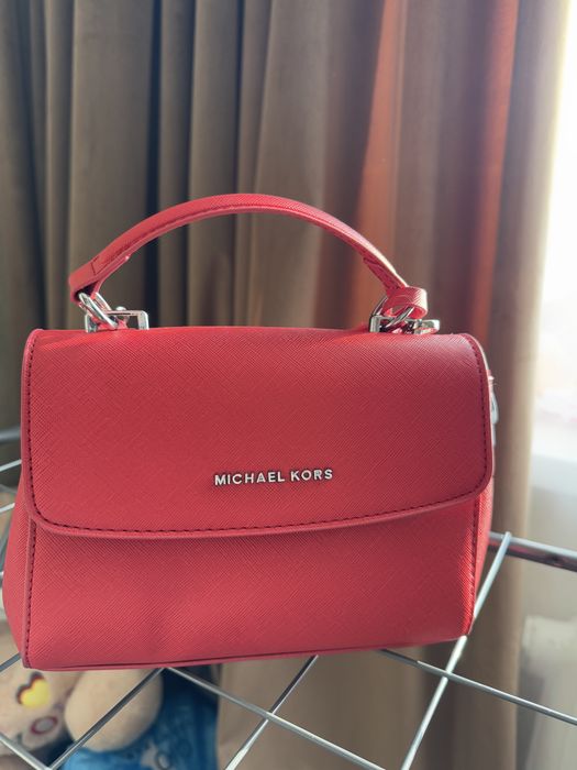 Продам сумки, размера разные