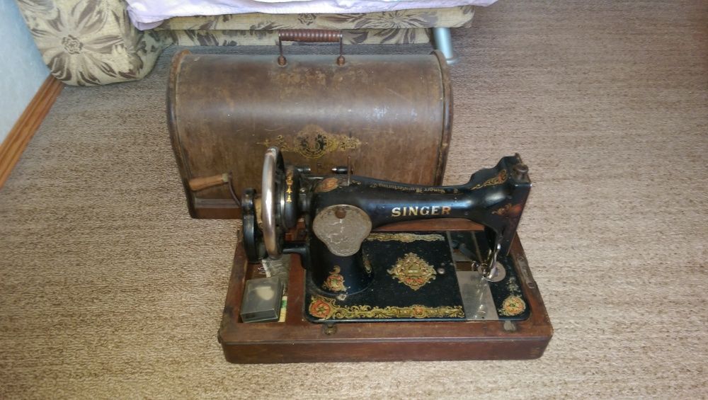 Ръчна шевна машина Singer