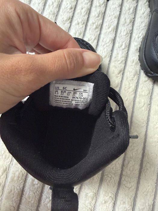 NIKE боти/ обувки за момче