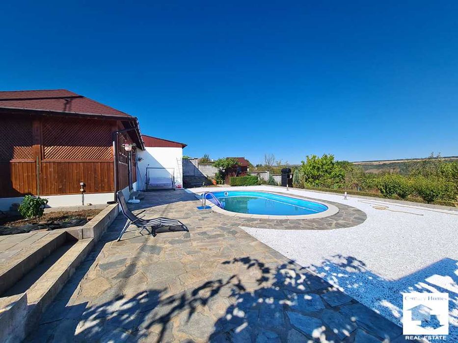 116243 ЕКСКЛУЗИВНО! Къща с басейн в с. Пушево, на 10 км от В. Търново