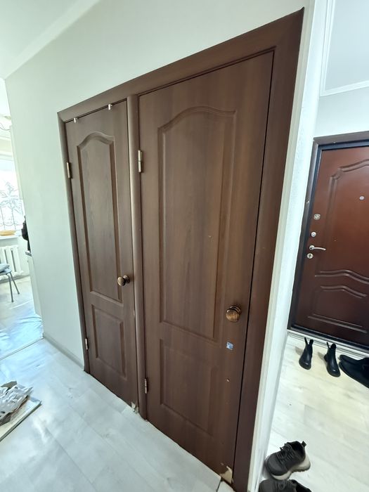 Продам двери б/у в хорошем состояние