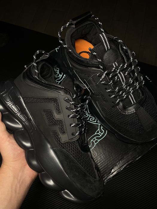 Versace Chain Reaction