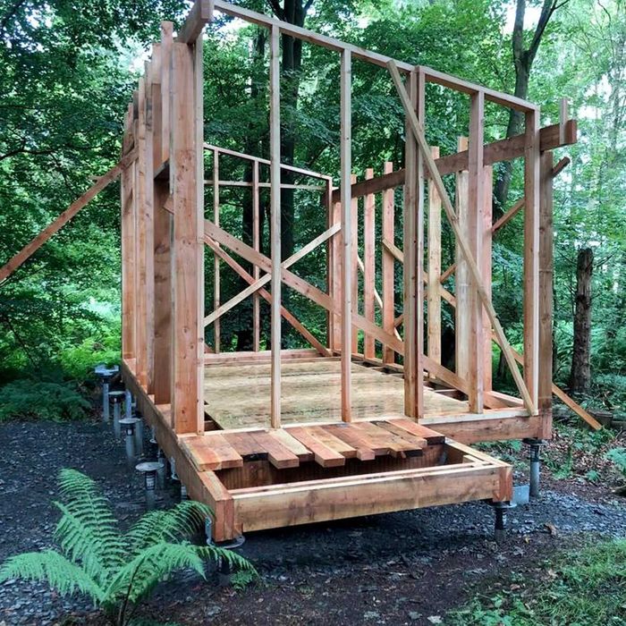 Piloni fundatie , Aframe, tinyhouse, Piloni Grad, container