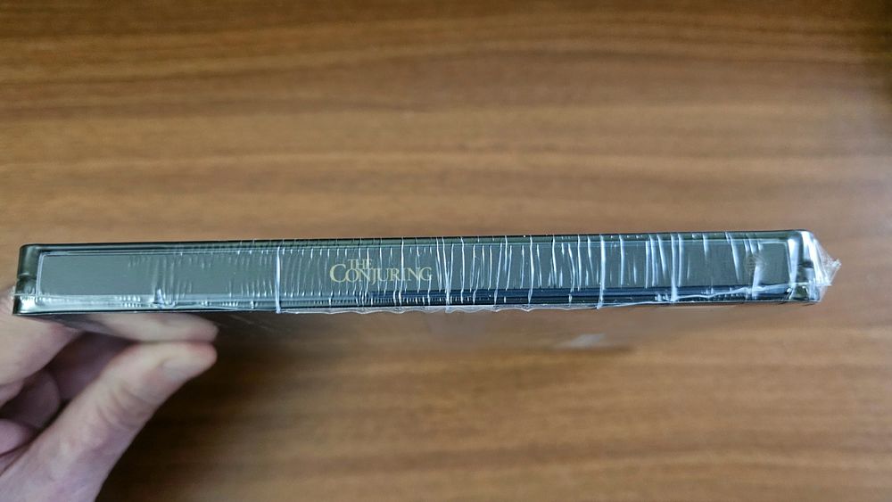 Vand steelbook The Conjuring 4k+BD, sigilat