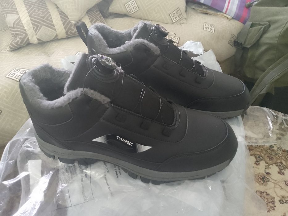 Зимние кроссовки