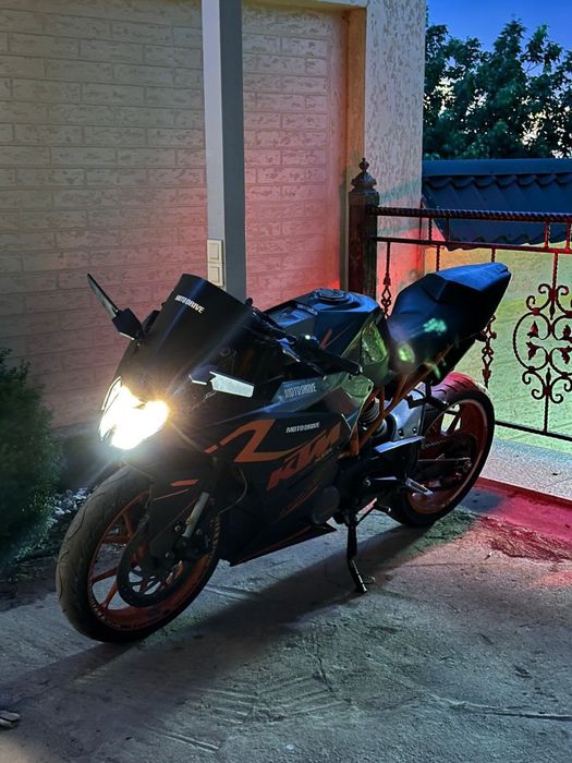KTM RC390 Стрит байк
