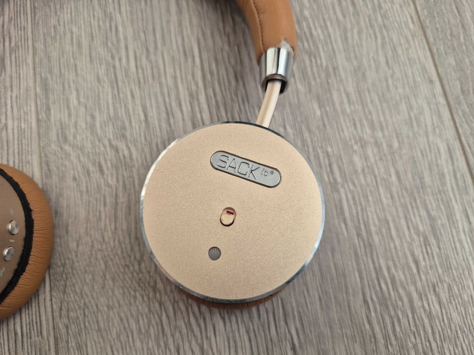 Casti audio SACKit WOOFit Golden