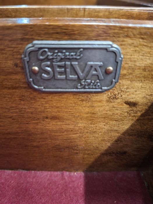 Луксозен комод, скрин, шкаф SELVA