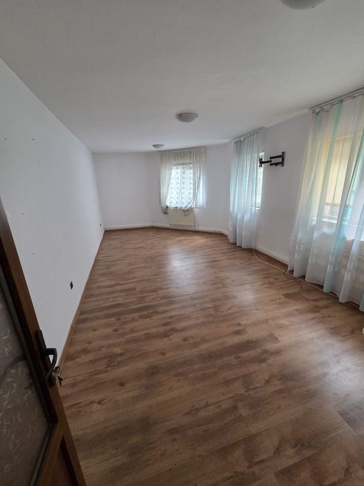 Casa spatioasa cu teren ultracentral Bacau