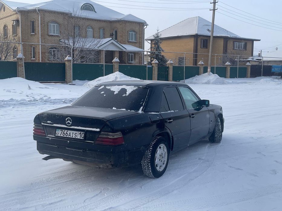 продам 124 мерс 111 плита мотор