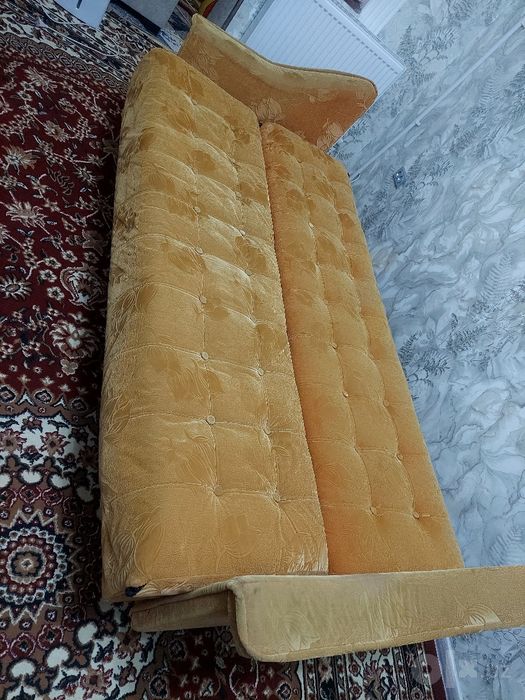 Диван кресло сотилади