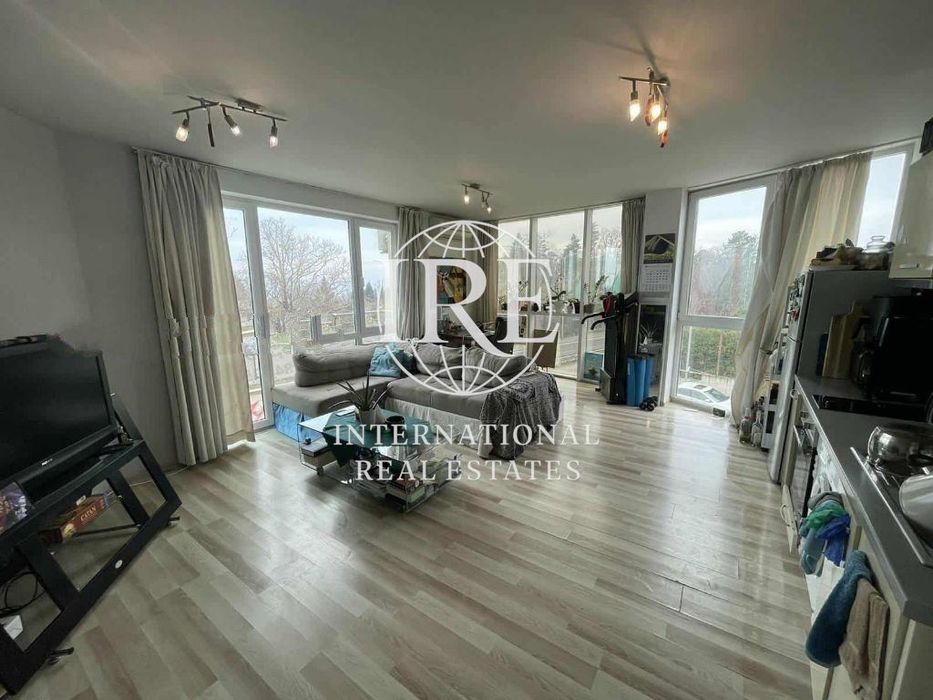 Продава се Двустаен апартамент в Варна, м-т Евксиноград - 70 кв.м за 2486 €/кв.м - Снимка #4