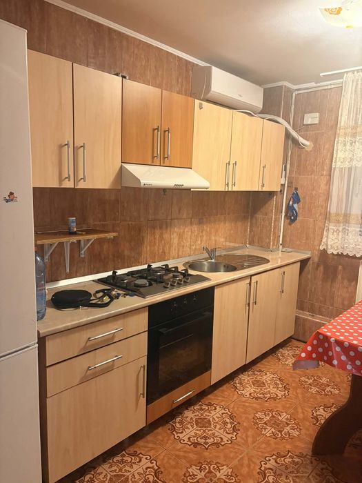 Vand Aparrament 2 camere decomandat