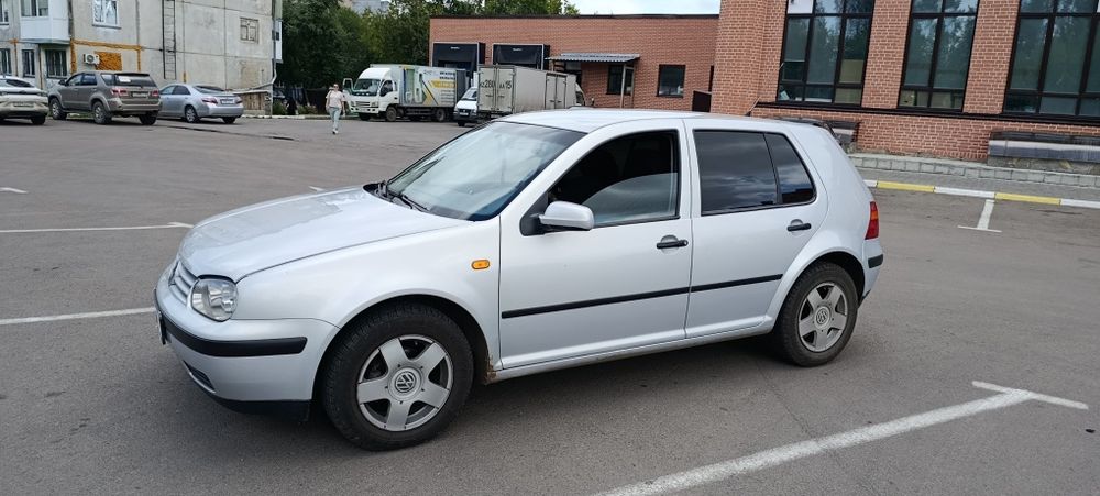 Volkswagen Golf 4
