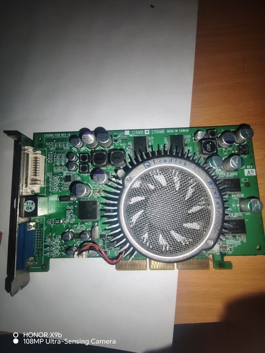 Продам видеокарту.