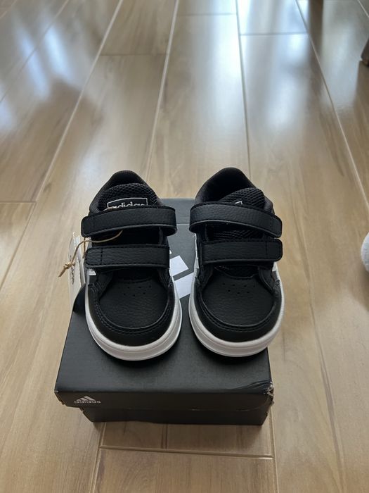 Adidasi copii adidas