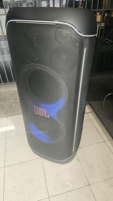 JBL Partybox ULTIMATE- Отлична!!!
