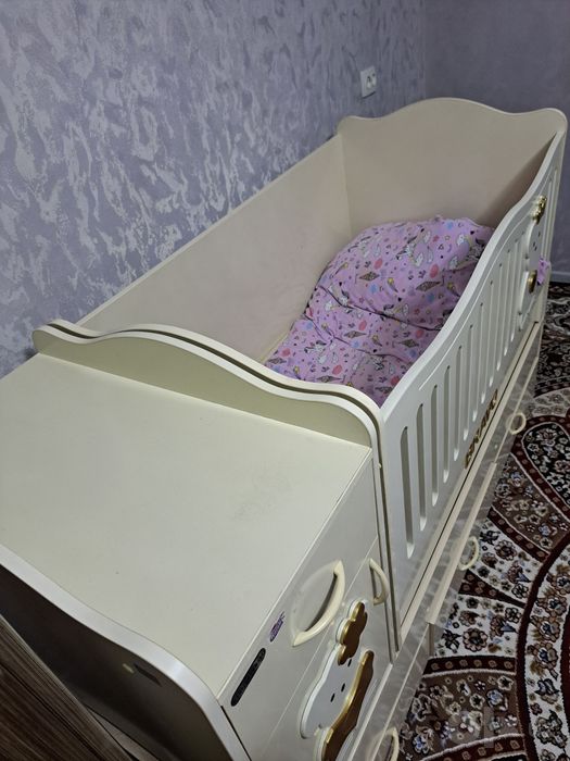 Детская Кровать состояние нормално