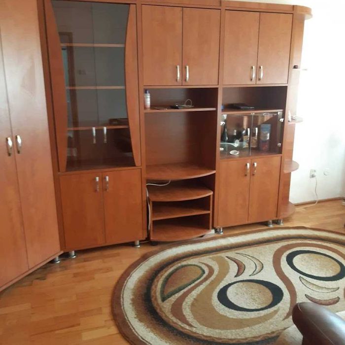 Apartament de inchiriat 2 camere decomandat Mihai Viteazu