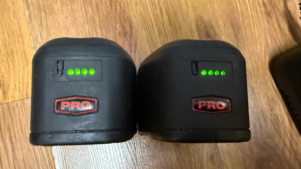 Incarcator PRO B1000 /Acumulatori B12