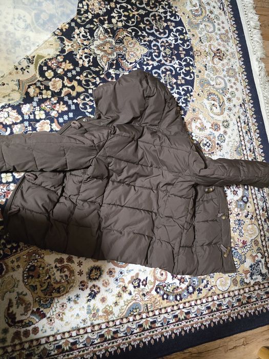 Куртка фирма бенетон детская в хорошем состоянии