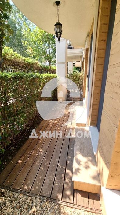 Продава се Двустаен апартамент в к.к. Слънчев бряг - 48 кв.м за 1605 €/кв.м - Снимка #2