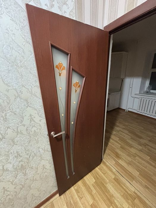 Деревянное двери