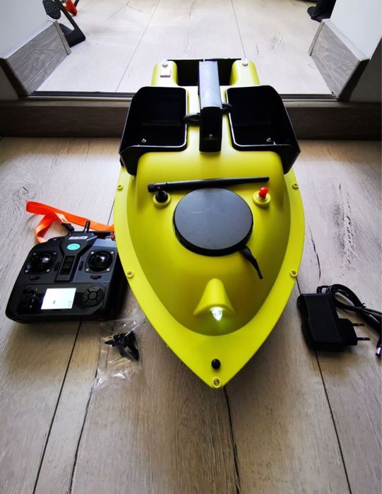 Barcuta de plantat GPS 2 motorase si 3 cuve