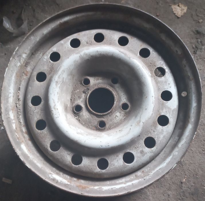 Продам диски на авто