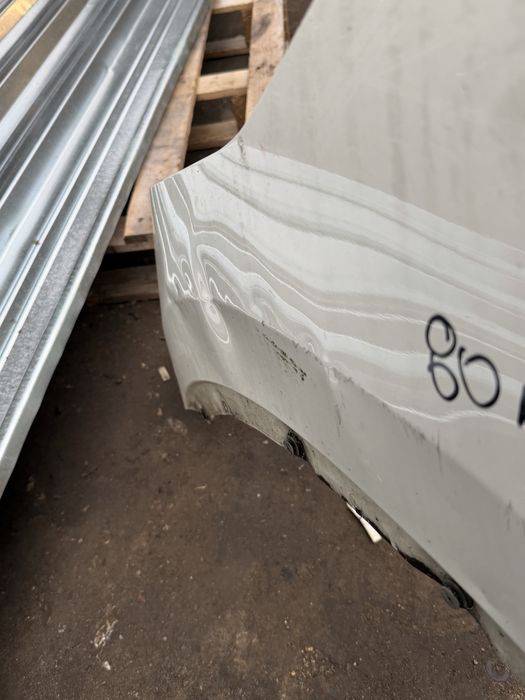 Оригинален ляв калник за nissan qashqai j11 с леки забележки