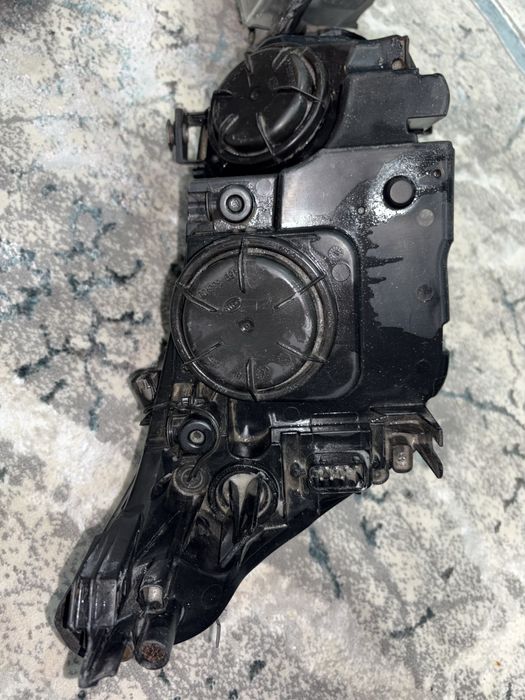 Фара на BMW E60