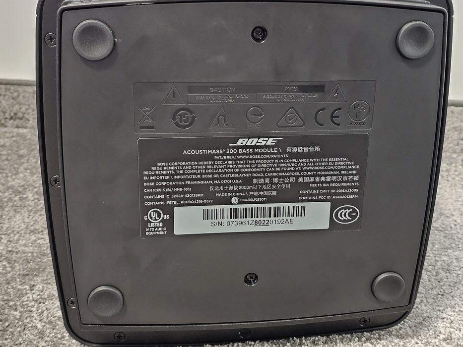 Subwoofer activ Bose Acoustimass 300 pentru soundbar 300 500 600 700