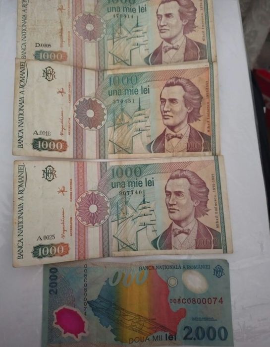 Lot bancnote și monede