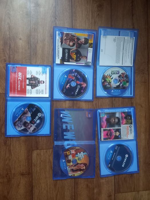 Sony PlayStation 4 Slim 500GB + оригинальные диски ПС4