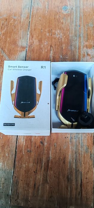 Încărcător auto wireless