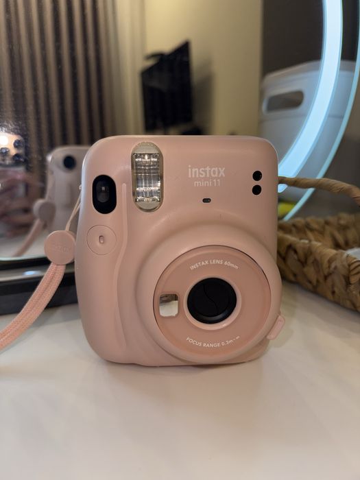 Instax mini 11 розовый