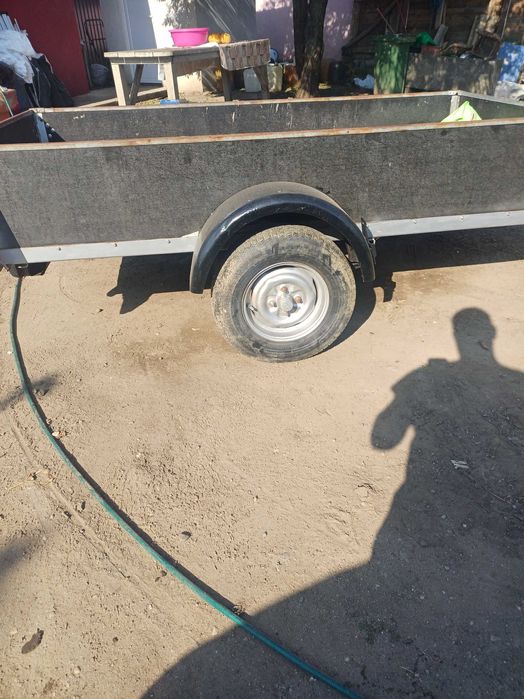 Remorcuțā de vânzare