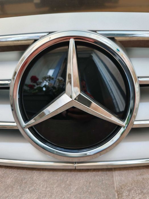 Решетка/маска с емблема тип AMG за Mercedes W203
