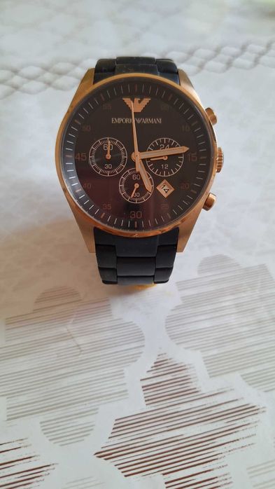 Часовник Emporio Armani