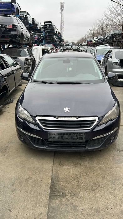 Dezmembrez Peugeot 308 an 2016 1.6 diesel euro 6