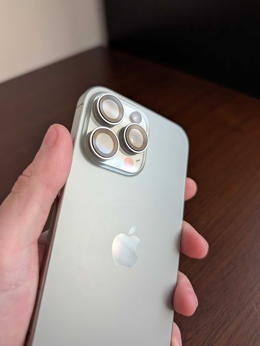 Folie Hoda din Safir pentru camera Iphone 16 Pro Max