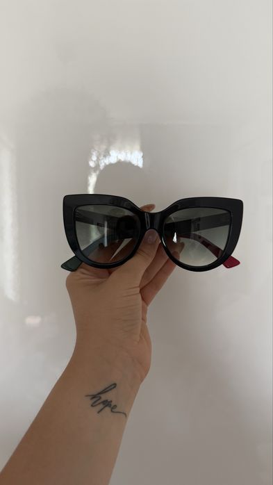 Слънчеви очила Gucci