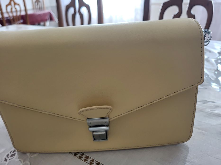 Продам сумочку женскую