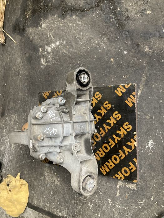 Audi Q7 3.0tdi 2008година Заден Диференциал